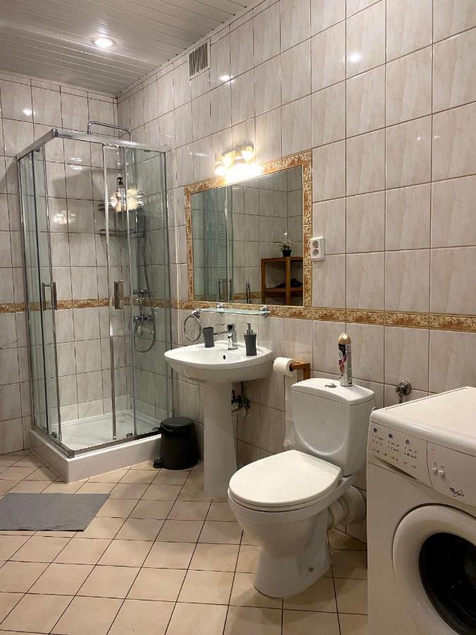 Lares And Penates Apartment Krakow Exterior photo